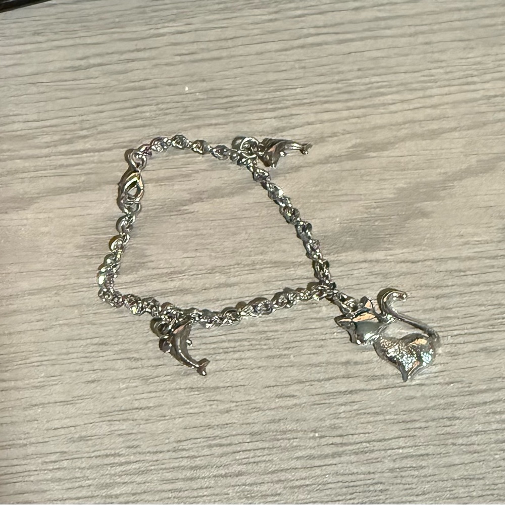 Cute cat sliver bracelet